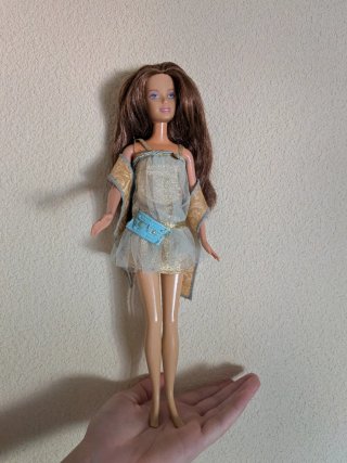Muñeca Erika Barbie y la Costurera