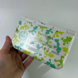Nintendo 3DS XL Luigi Edition