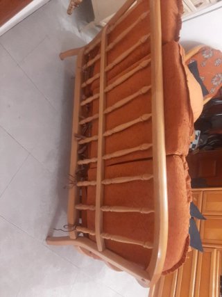 Tresillo antiguo tela y madera