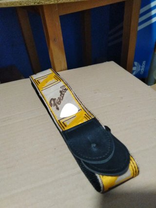 Correa Guitarra Fender + Púa