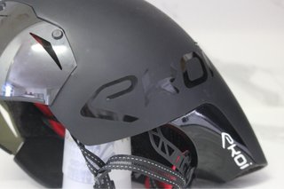 Casco aerodinámico EKOI negro