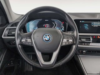 BMW Serie 3 330e 215 kW (292 CV)