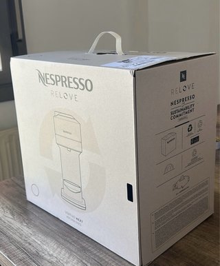 Cafetera Nespresso Vertuo Next Reacondicionada