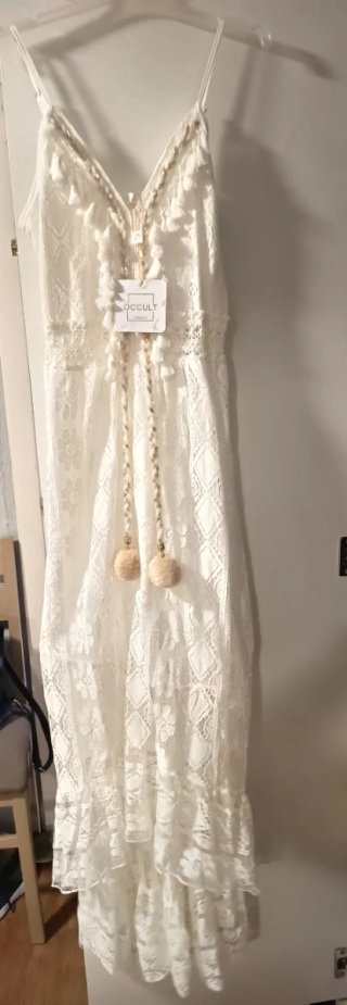 Vestido blanco largo con encaje