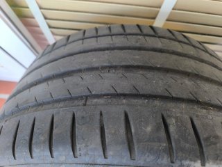 Neumático Michelin Pilot Sport 4S 305/30 ZR21