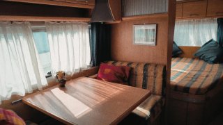 Caravana KNAUS SUDWIND 500 TKM 2,5. 6 PLAZAS