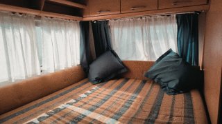 Caravana KNAUS SUDWIND 500 TKM 2,5. 6 PLAZAS