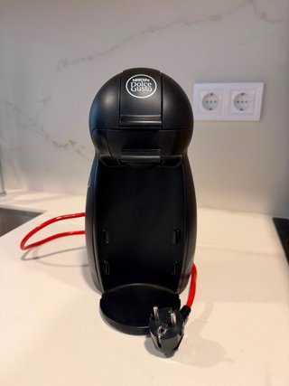 Cafetera Nescafé Dolce Gusto Negra