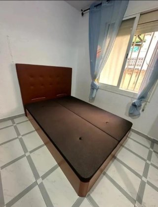 Armarios modernos y canapés