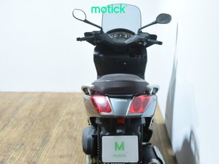 YAMAHA XMAX 250