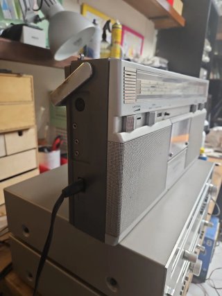 Boombox Grundig RR710