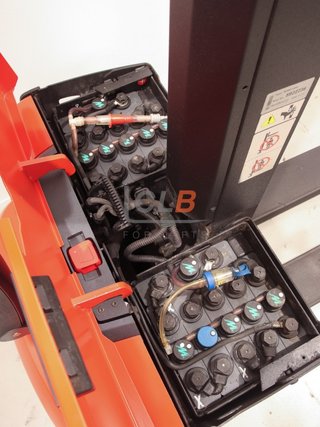 Ref. M-6668 Apilador Eléctrico Toyota SWE 080 L