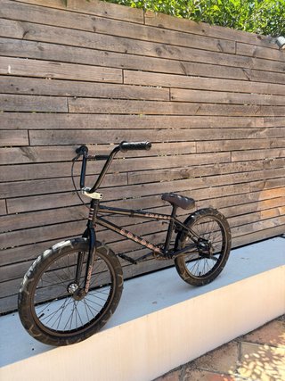 Bmx Colony Emerge