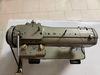 Máquina de coser industrial SIGMA
