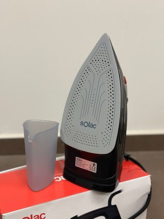 Plancha de Vapor Solac PV2490
