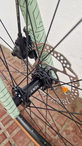 Bicicleta Gravel Cube Nuroad C:62 ONE Taglia M