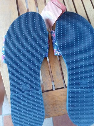 Havaianas infradito nuove con fiore taglia 40