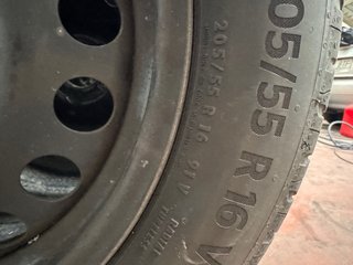 4 Neumáticos 205/55 R16 con llantas