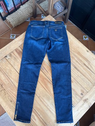 Pantalones vaqueros Guess Talla 42
