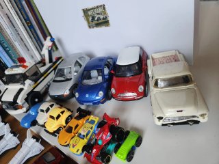 Lote de coches de juguete