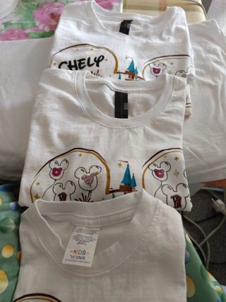 Lote 3 Camisetas Disney impecables solo estrenadas