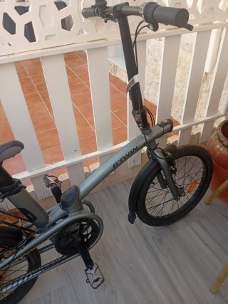 Bicicleta Plegable B'TWIN Gris.modelo tilt 700