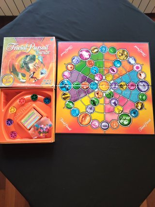 Colección de 7 Trivial Pursuits diferentes