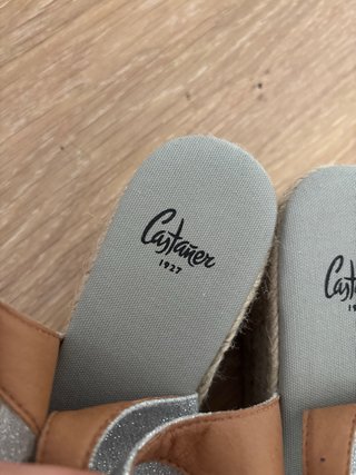 Sandalias Castañer de cuña