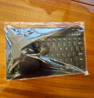Teclado Inalámbrico y Ratón para Tablet 11