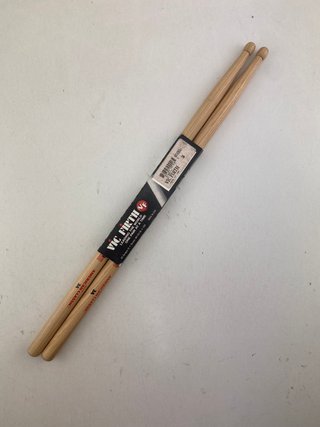 Baquetas Vic Firth American Classic 3A