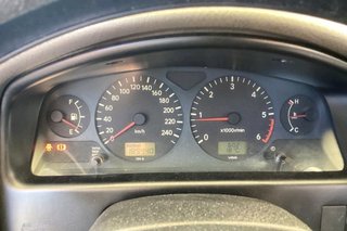 Toyota Avensis 2000
