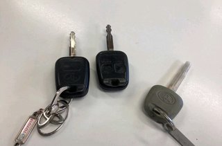 Toyota Avensis 2000