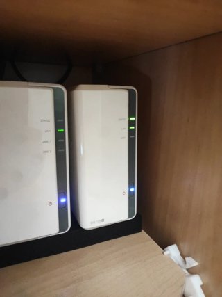 Synology DS115j + Western Digital RED 4TB HDD