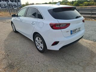 KIA Ceed 1.6 mhev 136cv imt drive eco hybrid 2022