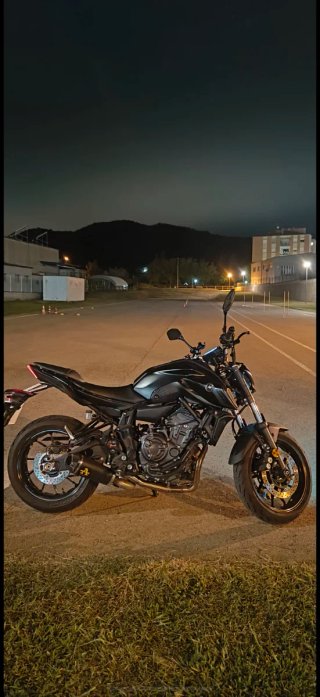 Yamaha MT 07 2022 Moto Naked Negra