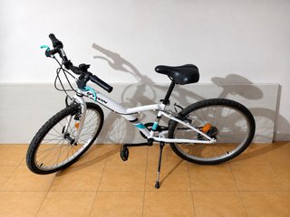 Bicicleta Infantil 24 6V BTWIN