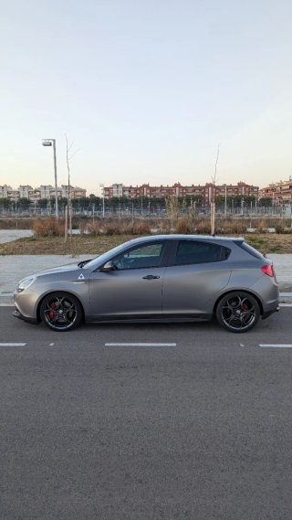 Alfa Romeo Giulietta QV TCT Launch Edition 531/999