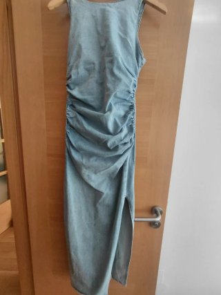 Vestido vaquero largo con abertura