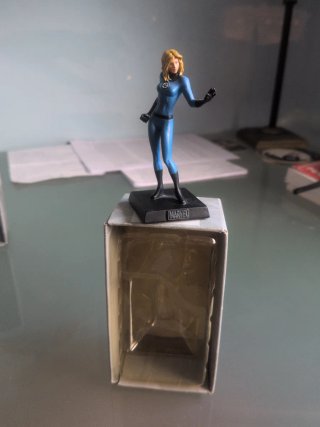Figura Mujer Fantástica Mujer Maravilla Sue Storm,
