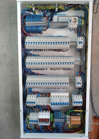 ELECTRICISTA MADRID – INSTALACIONES Y REPARACIONES