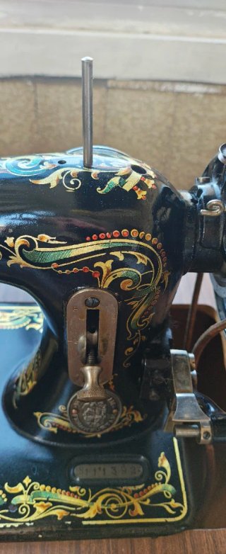 Máquina de coser antigua Wertheim