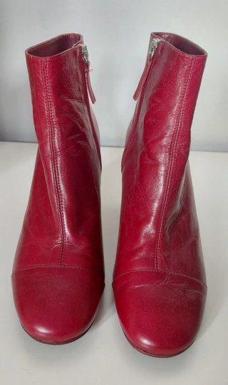 Botines piel rojos Zara Talla 38, tacón 8cm.