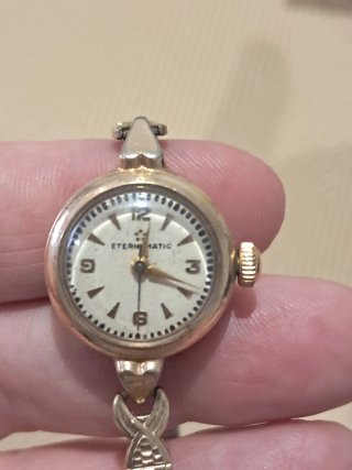Vintage reloj de pulsera dorado y plateado