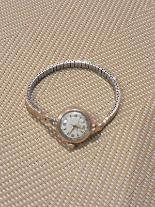 Vintage reloj de pulsera dorado y plateado