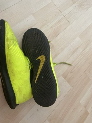 Botas de fútbol Nike Phantom VSN amarillas