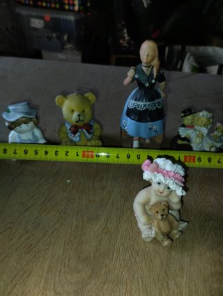 Lote figuras pequeñas cerámica y plástico