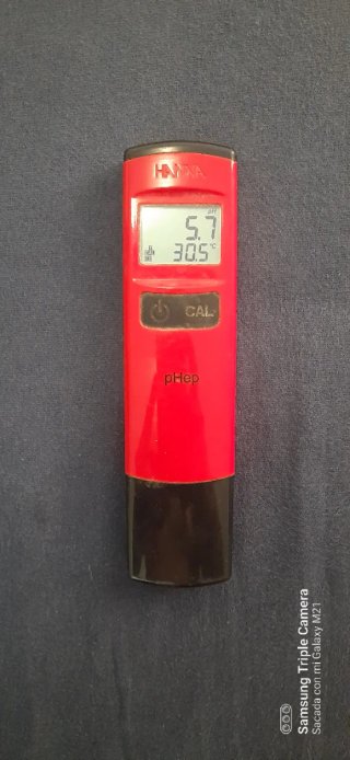 8 Lámparas reflectantes para cultivo más 2 accesor