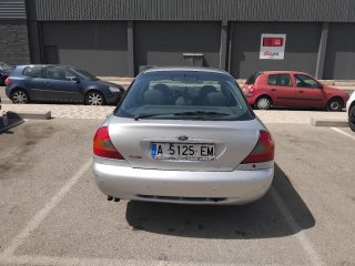Ford Mondeo 2000