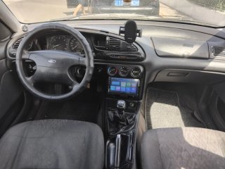 Ford Mondeo 2000