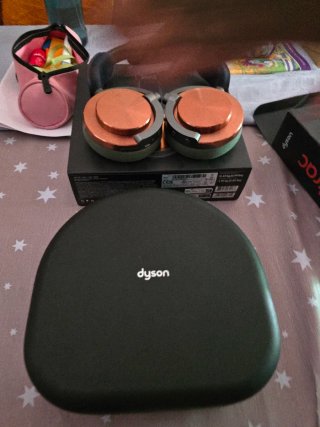Auriculares Dyson On-Ear